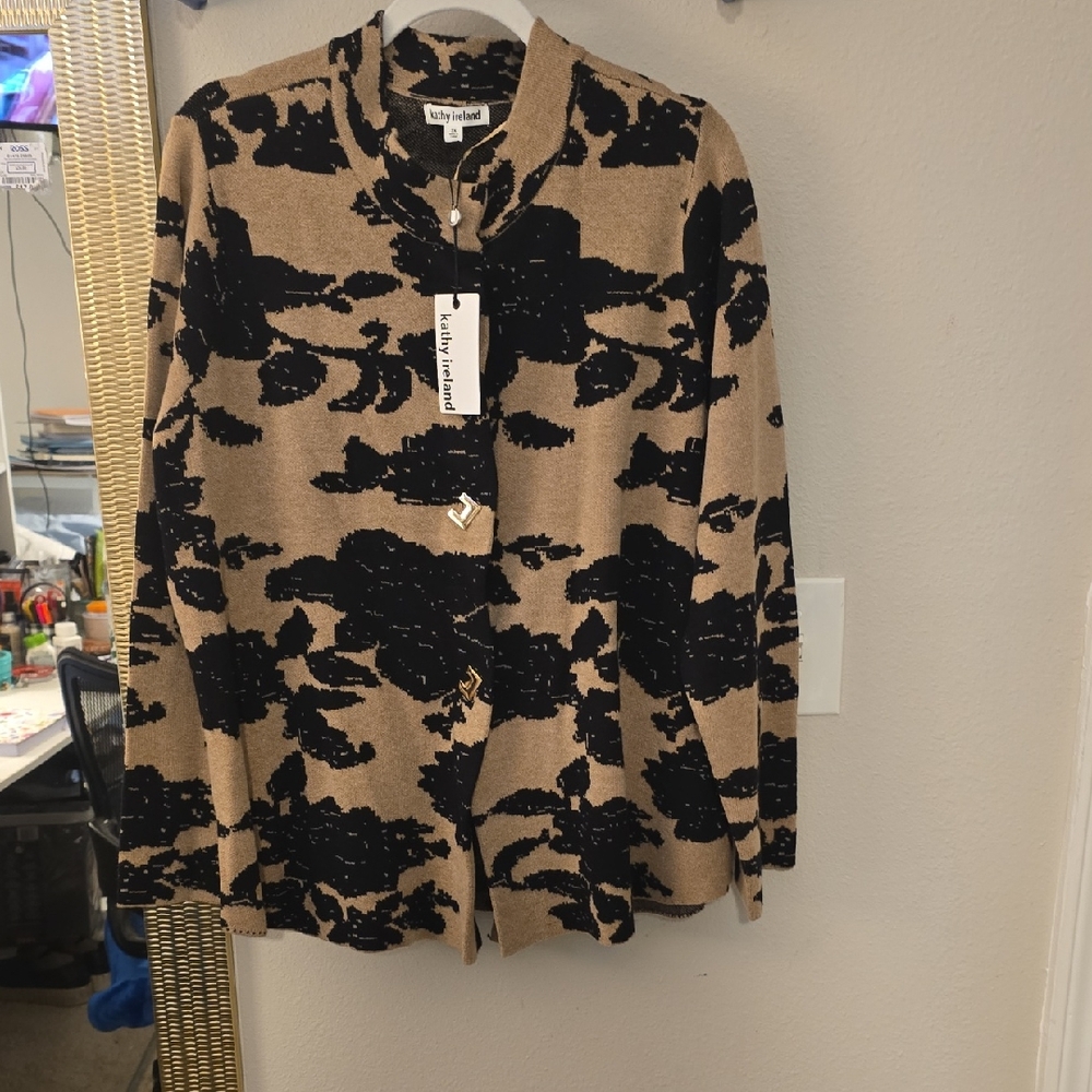 Kathy Ireland Tan and Black Floral Cardigan